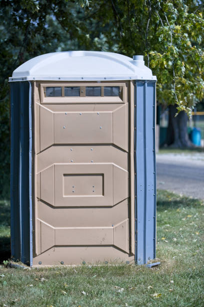 Best High-end porta potty rental  in Kurtistown, HI